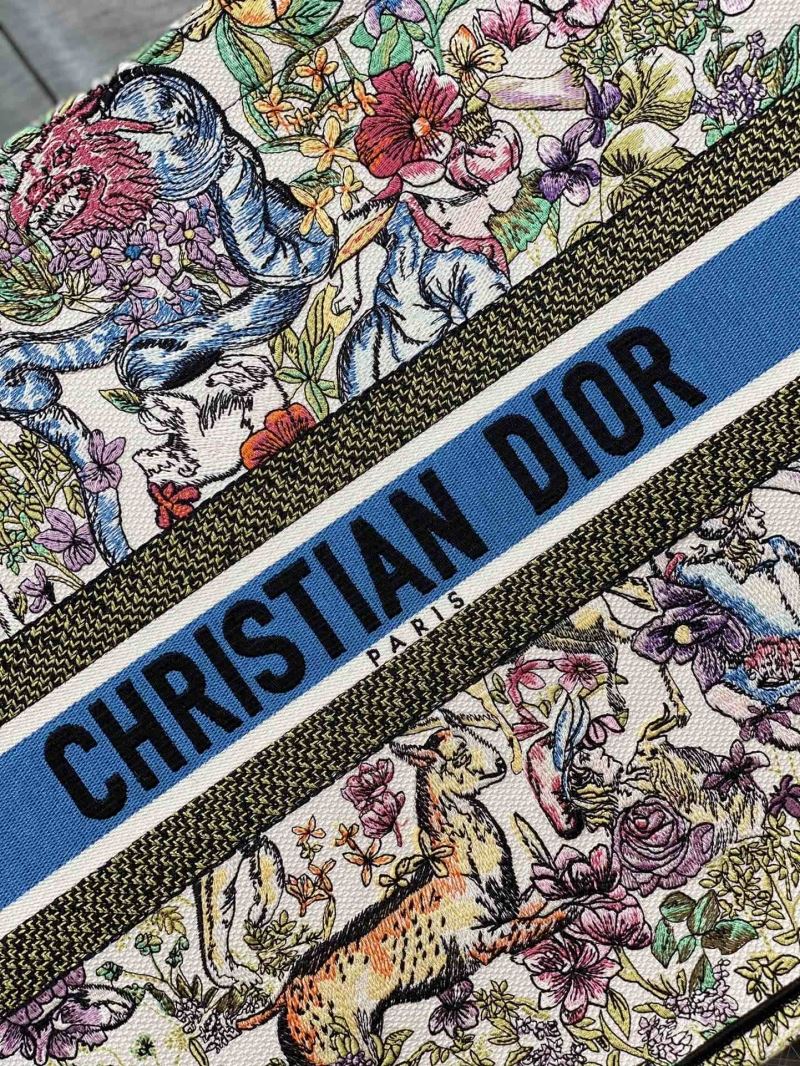 Christian Dior Shopping Bags